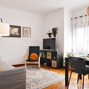 ! Luminous 2Br Top Floor ! Praca Da Republica